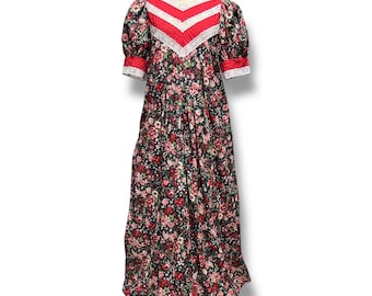 Vintage Hawaiian Muumuu Dress Tori Richard Golden Monarch