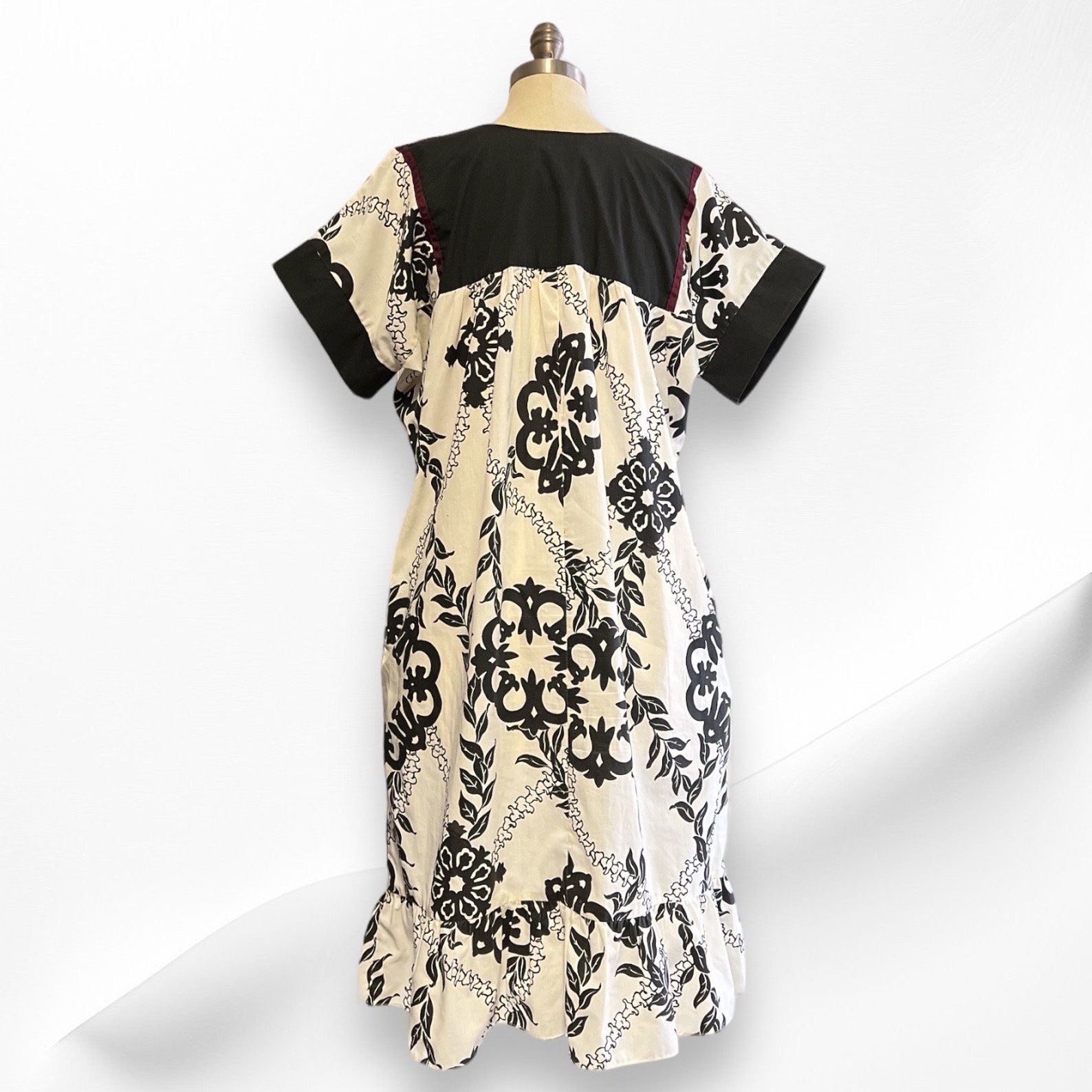Hiʻilei Dress - Kukui Kapa Kuiki Hawaiian Print