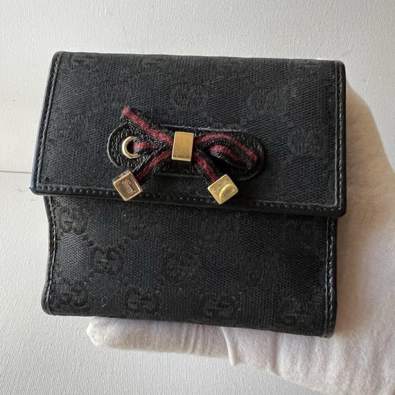 GUCCI プリンシー GGロゴ キャンバス 二つ折り財布 ブラック 本物