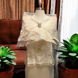 Embroidered Filipiniana Alampay Beige Three-Flower Embroidery Shawl Maria Clara Pañuelo One Size