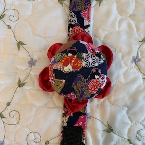 Oriental Wrist Pin Cushion