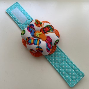 Slipper Print Wrist Pin Cushion