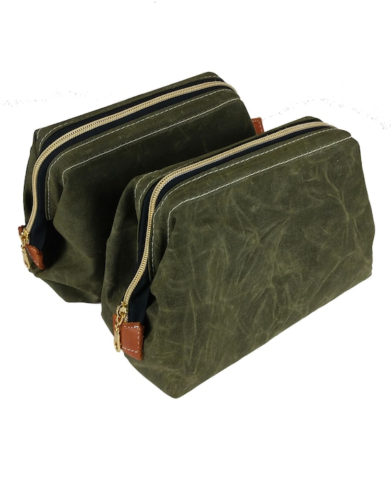 Waxed Canvas Toiletry Bag - Green