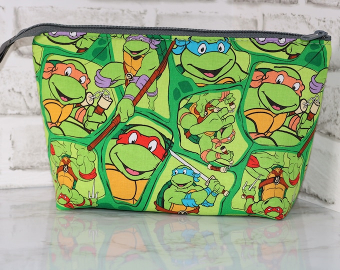 Green Turtles Makeup Bag, Wide Open Zipper Pouch to Organize Your Bathroom Toiletries