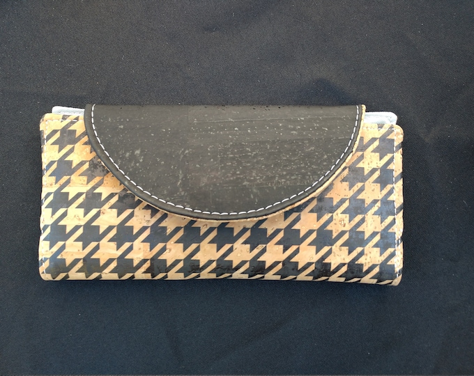 Slim Woman's Wallet, Ladies Wallet, 6 Card Slots, Bill Slot, Zippered Pocket,Black Houndstooth Cork