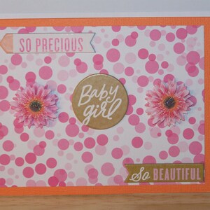 Bébé fille - carte fleurs
