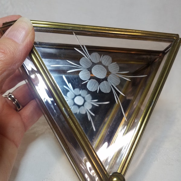 Vintage Via Vermont soldered glass trinket box with mirror on the bottom and an etched flower on the top lid, made in Mexico