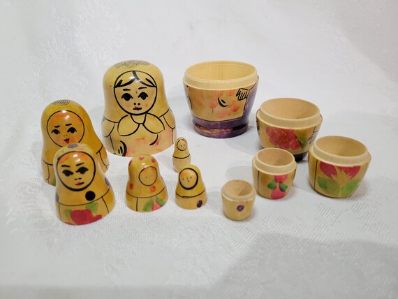 ヴィンテージのロシアの手描き木製マトリョーシカ積み木人形 - Etsy 日本