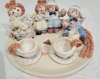 Vintage resin miniature 10 piece Raggedy Ann and Andy tea set