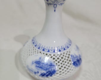 Vintage Asian filigree vase
