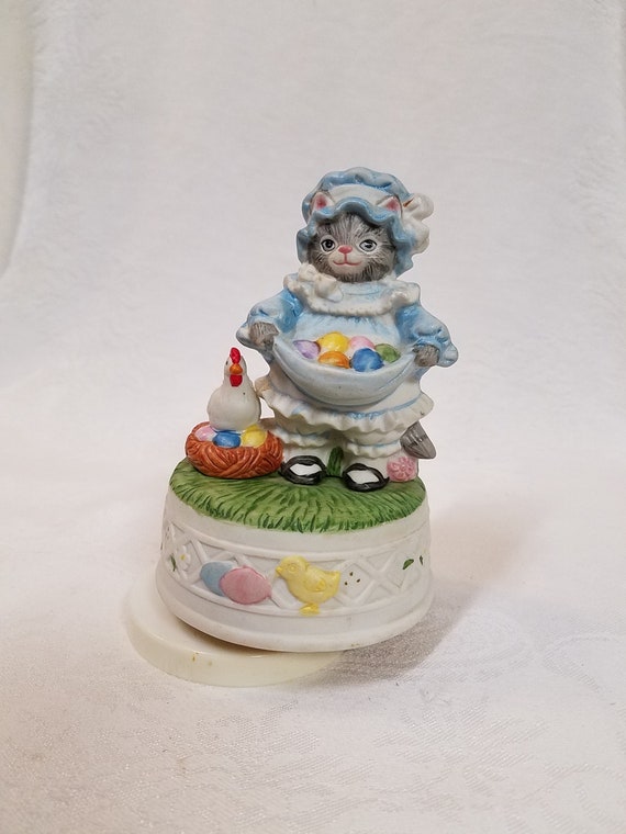 Vintage Easter Schmid Kitty Cucumber Cat Spinning Music Box