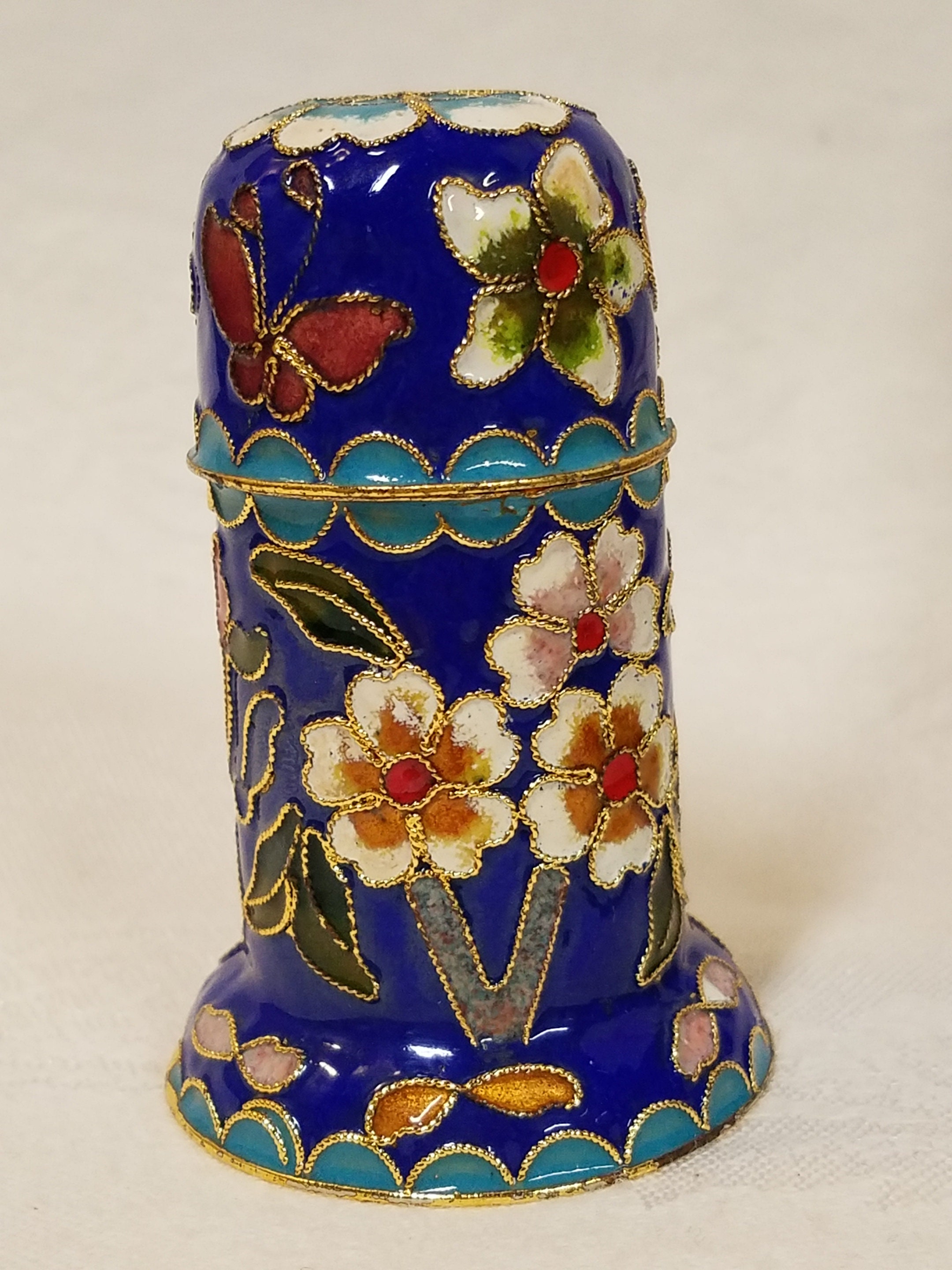 ヴィンテージの中国製七宝焼き花瓶：蓋付き花模様のエナメル