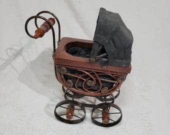 Vintage Victorian era miniature baby carriage replica