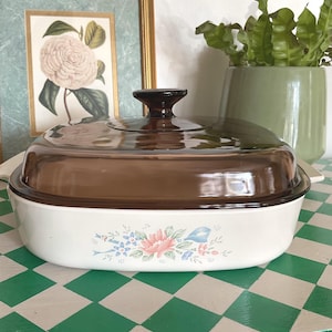 Vintage Corning ware Symphony casserole dish (A-10-B / 2.5 liter) with lid
