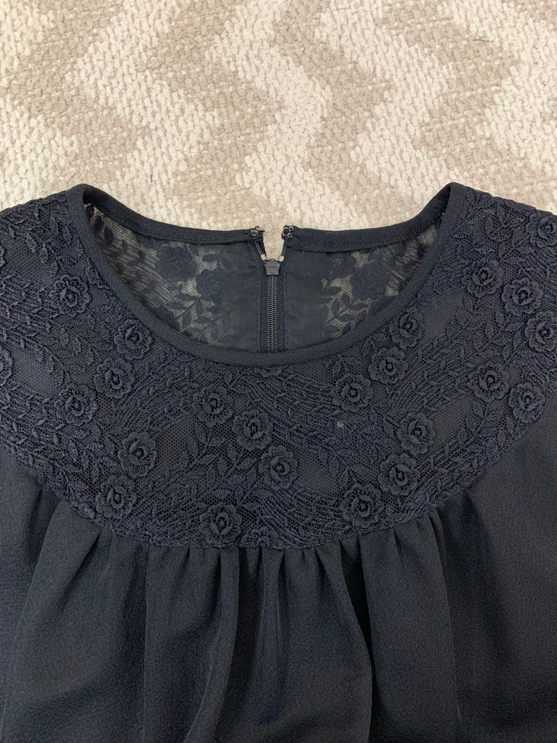 Fabulous Vintage Japanese Black Floral Lace Collar Cocktail Dress / Party Dress / Summer Dress / Made in Japan / Size Small image 10