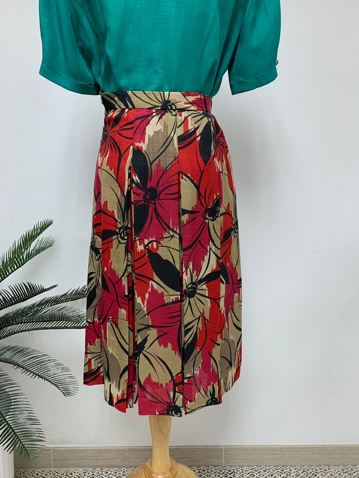 Fabulous Vintage Abstract Floral Pattern Skirt / High Waist Etsy