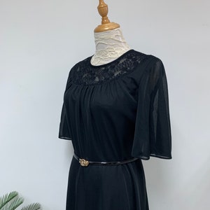 Fabulous Vintage Japanese Black Floral Lace Collar Cocktail Dress / Party Dress / Summer Dress / Made in Japan / Size Small image 4