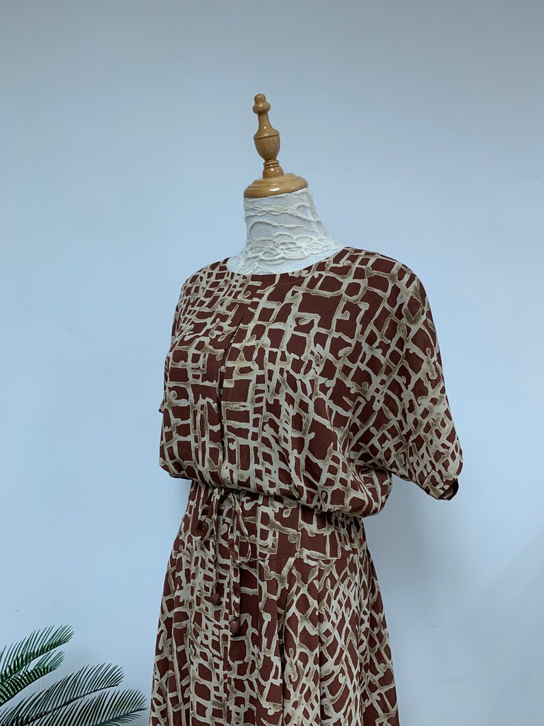 Beautiful Vintage Japanese Geometric Print Summer Dress / Day Dress