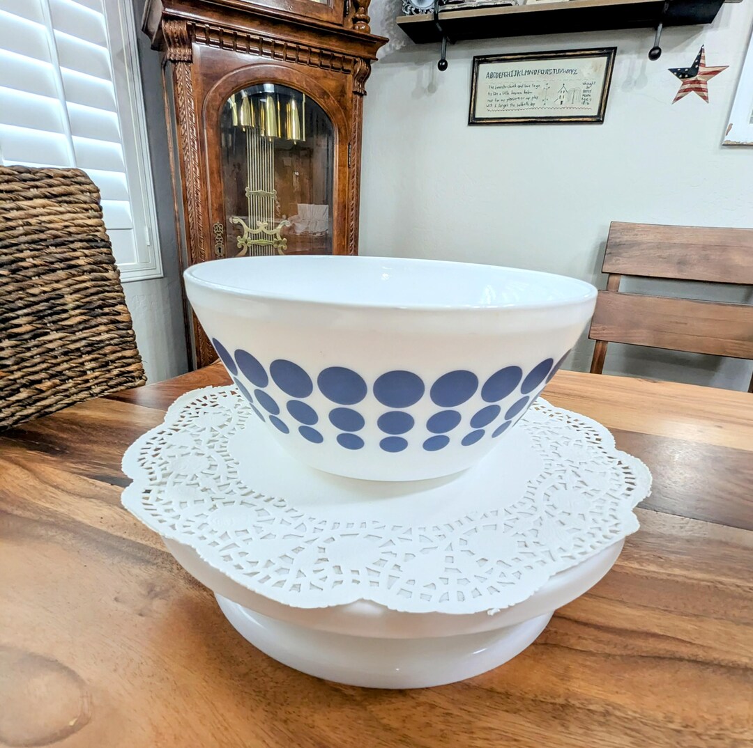 Vintage- Charm- Pyrex- Dot- Mixing- Bowl- Glass- Kitchen- Decor- 8 1/2 ...