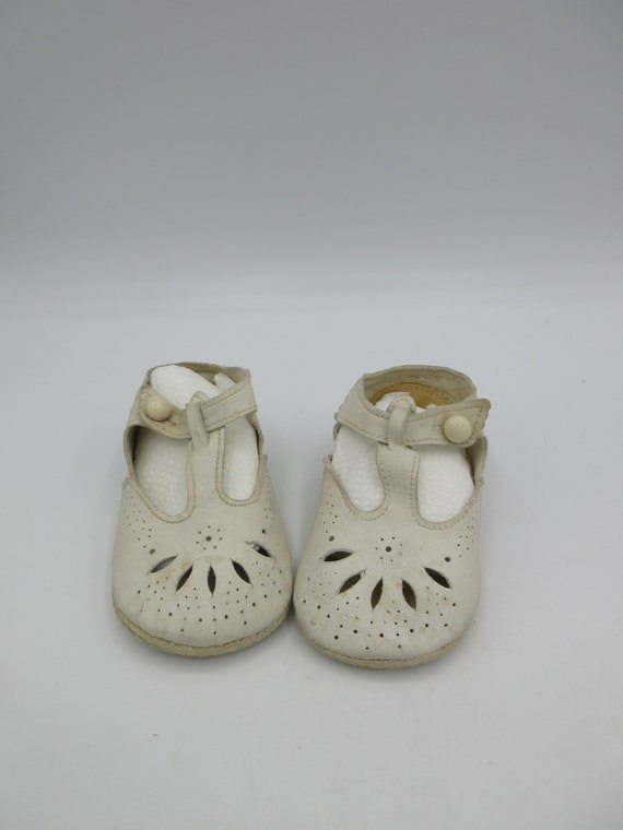 Antique Baby Doll Shoes- Leather- White - Mary Ja… - image 9