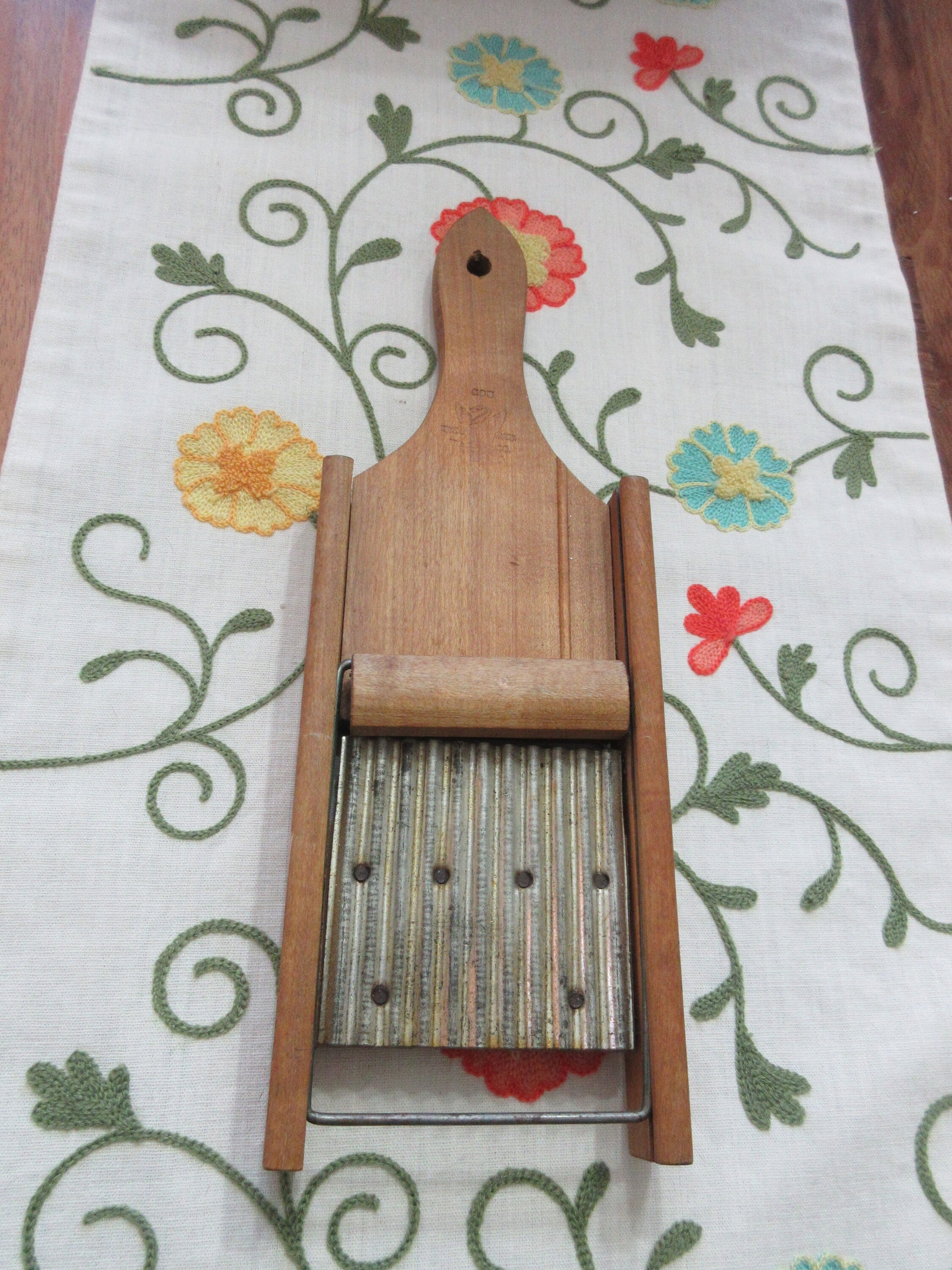 Antique Cabbage Slicer Cutter Mandolin Slaw Board Wood Shredder Primitive  Cutlery Utensil Vegetable Shredder Grater Farmhouse Rustic Kitchen 