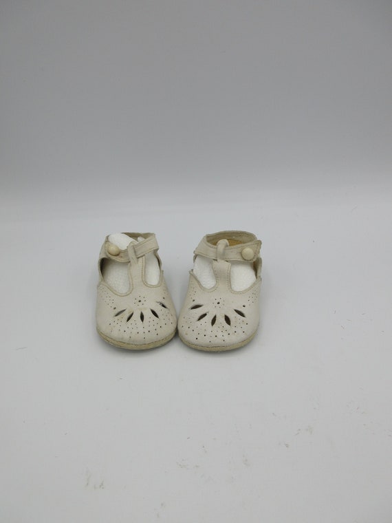 Antique Baby Doll Shoes- Leather- White - Mary Ja… - image 10