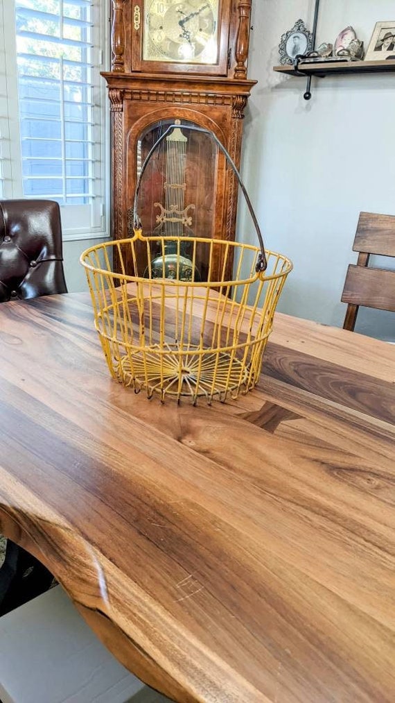 Antique- Egg -basket- Primitive- Yellow- Chippy- Farmhouse