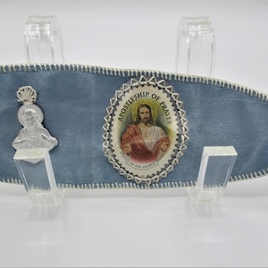 Rare- Antique -Jesus Christ- Devotional- Catholic- Religious- Gift - Christian- Spiritual- Pocket- Metal- Mid Century- 1950- Reliquary