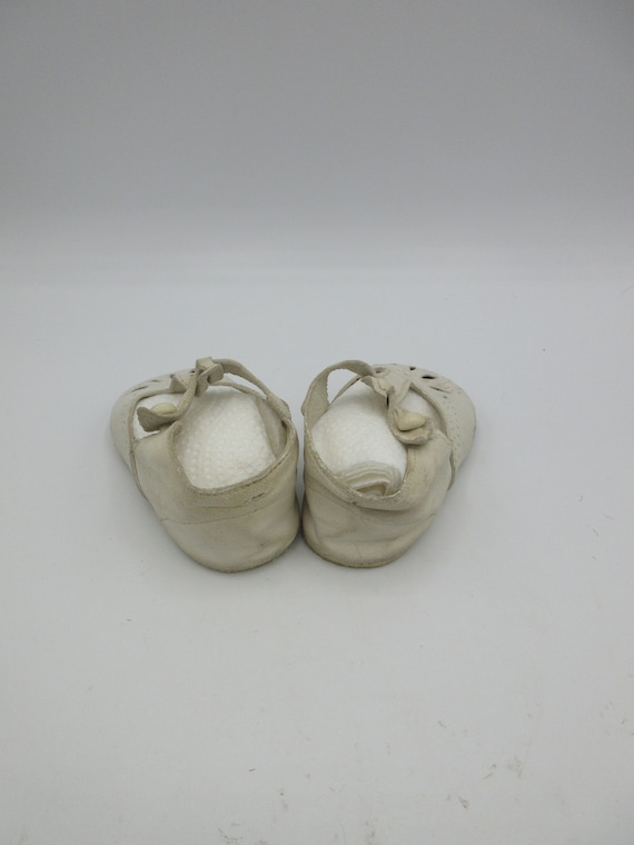 Antique Baby Doll Shoes- Leather- White - Mary Ja… - image 8