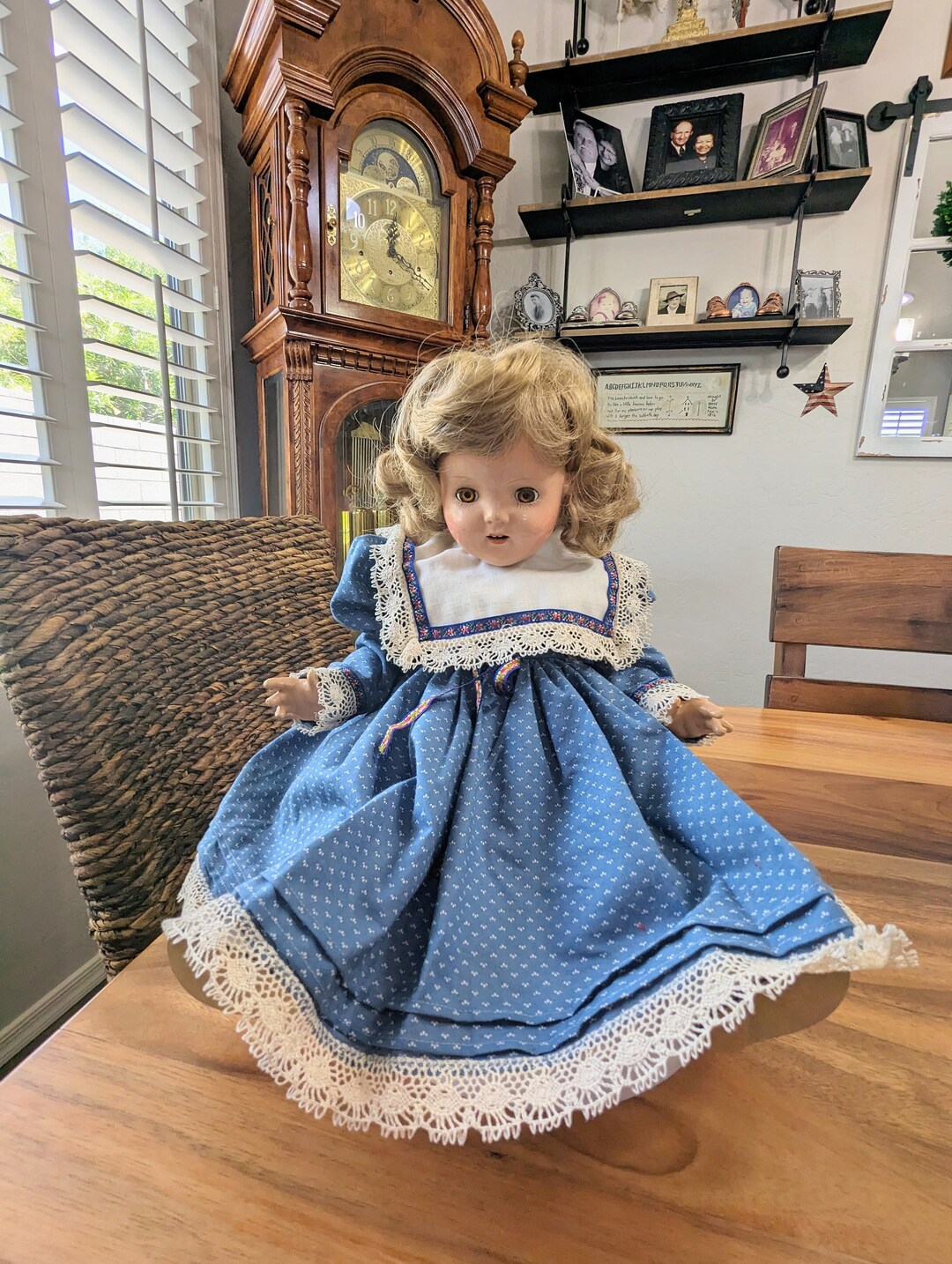 Antique- Doll- Composition- 1920- 1930- Shirley Temple- Style