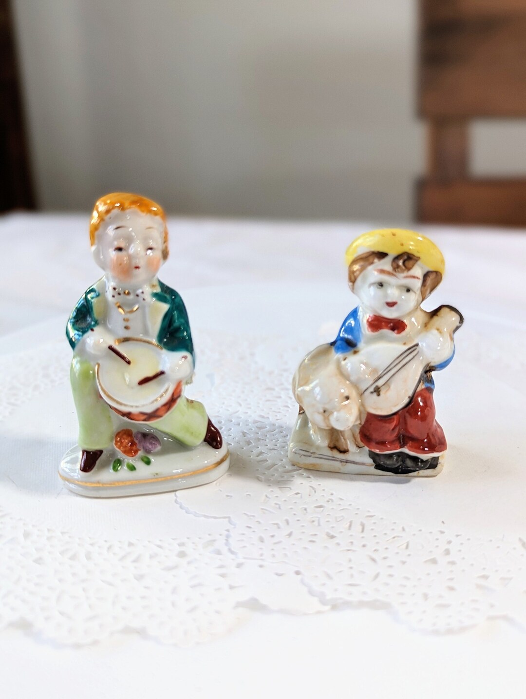 陶器　人形　音楽 Antique Figurine- Pair- Musical- Japan- Occupied- Drum- Guitar