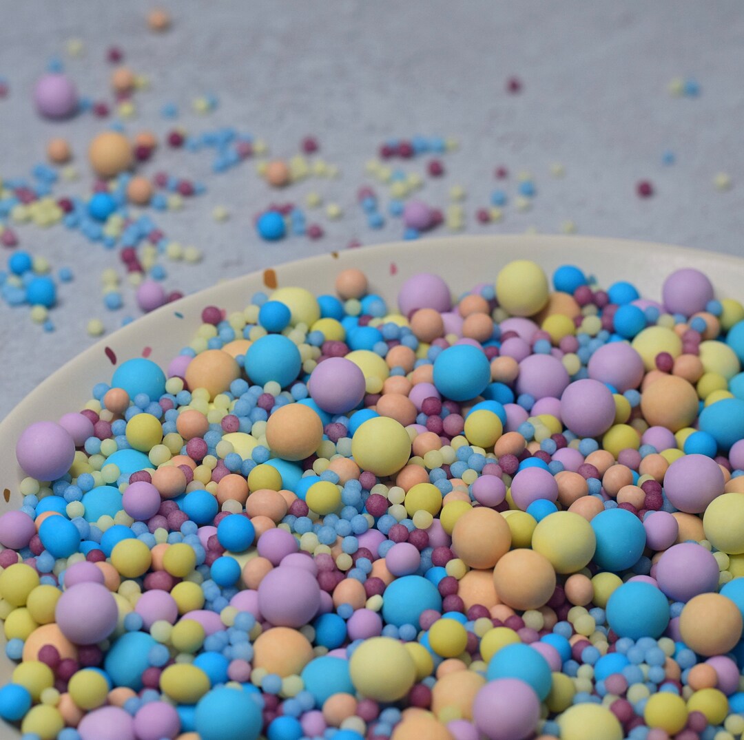 Drops of Jupiter Chocolate Edible Sprinkles Cake Decorations Pastel