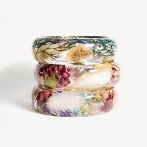 Real Flower Resin Bangle: Nature Inspired Plant Mom Gift