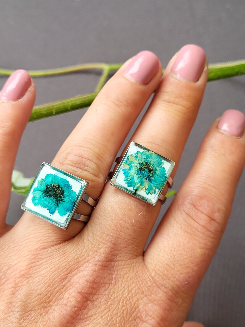 Turquoise real flower ring, resin flower ring, nature jewelry, cottage core jewelry, cottage core ring, nature inspired jewelry, gift image 4