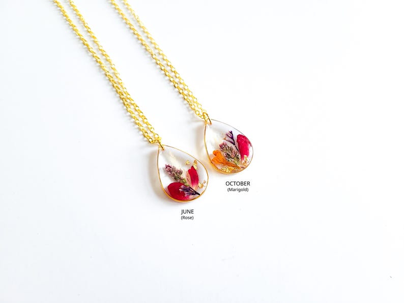 Birth Month Flower Necklace, Pressed Flower Resin Jewelry, Personalized Gift for Her, Botanical  Pendant, Unique Birthstone Jewelry
