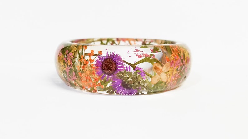 Unique gift for mom, mother's day gift, pressed flower bangle, real flower bracelet, nature jewelry, pressed flower jewelry, nature inspired image 2