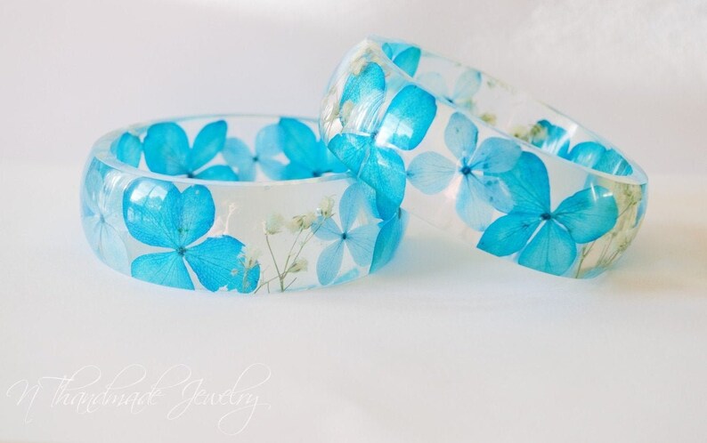 pressed real flower bracelet, resin bracelet, mothers day gifts, gift for mom, birthday gift idea for women, image 3