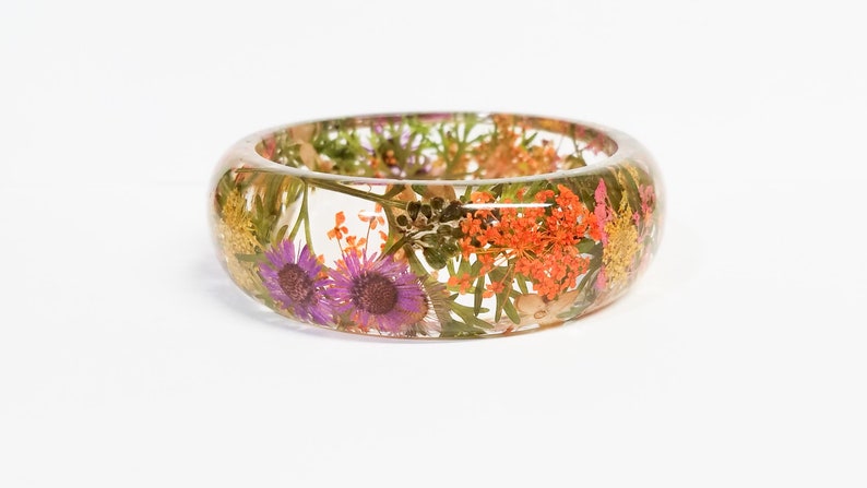 Unique gift for mom, mother's day gift, pressed flower bangle, real flower bracelet, nature jewelry, pressed flower jewelry, nature inspired image 4