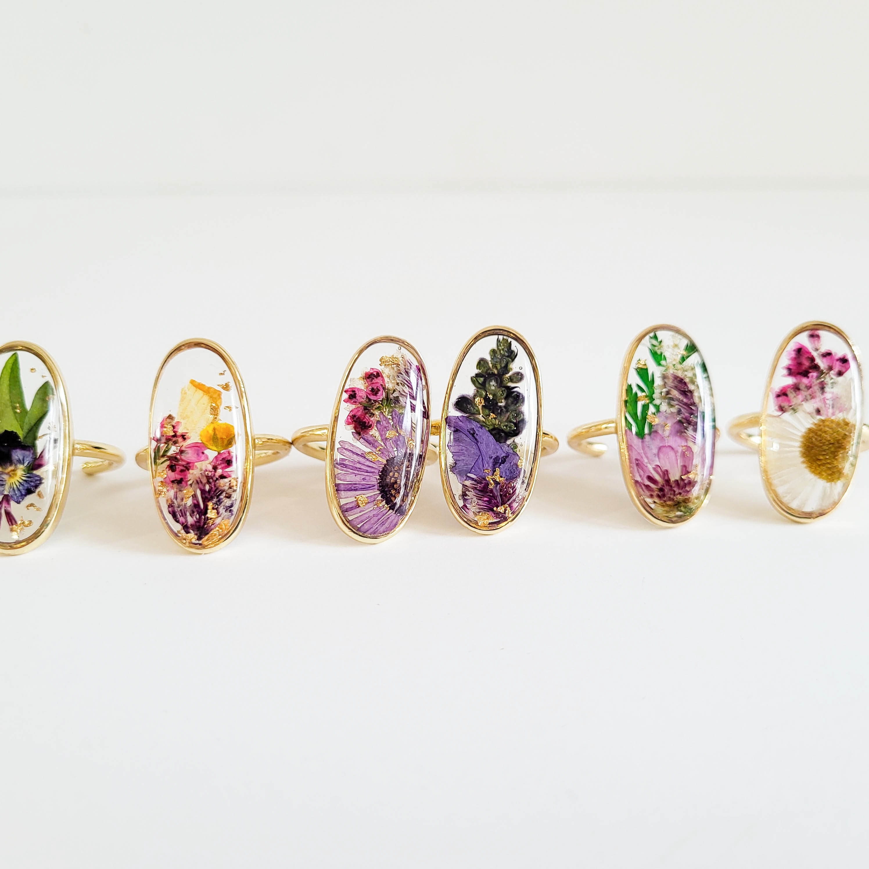 Personalized birth flower ring, birth month flower jewelry, personalized birthday gift for her, nature inspired ring, custom resin ring