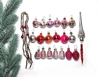 Set med 23, Mini julgransdekorationer, Boll, Ekollon, Sovjetiska glasjuldekorationer, Minidekorationer, Maljutka, Vintage, Sovjetunionen, 70-tal