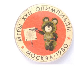 Olympia-Bär-Misha-Anstecknadel, Moskau 1980, Schießsport, sowjetische Vintage-Plastiknadel, UdSSR