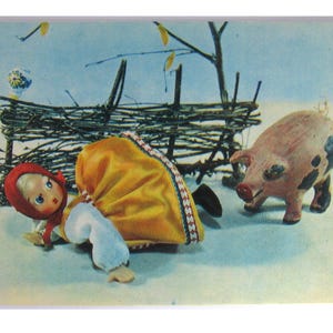 Assustado, Boneca, Porco, União Soviética, Menina, Cartão postal não utilizado, Cartão postal vintage soviético, URSS, "Artista soviético", 1968