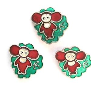 Cheburashka, Zestaw 3 Odznak, Postać z radzieckiej kreskówki, Kolekcjonerska odznaka vintage, Radziecki Pin, Odznaka vintage, Wyprodukowano w ZSRR, Lata 80. XX wieku