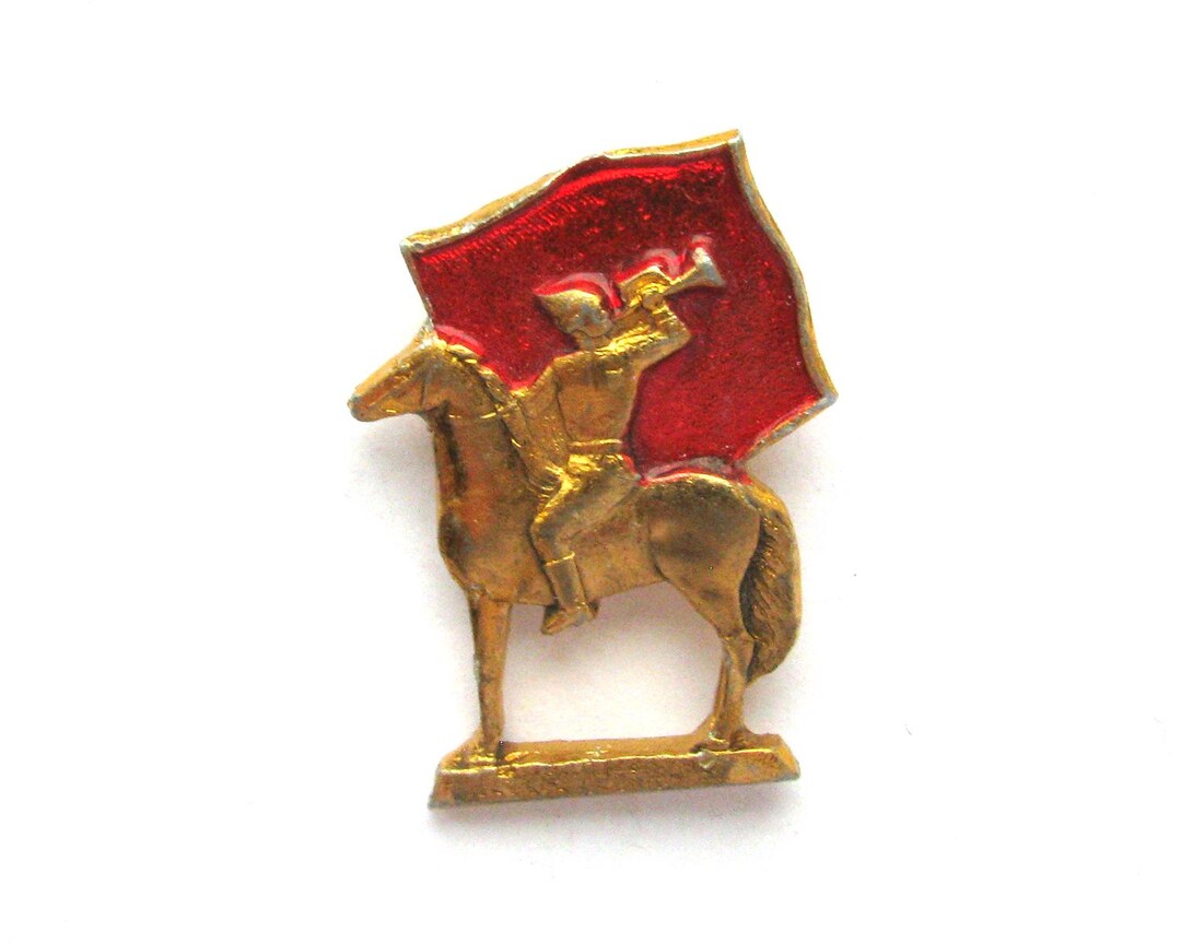 Red Army Soldier Pin, Badge, Horseman, Red Flag, Vintage Metal ...