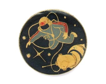 Cosmonaut, Badge, Leonov, Outer Space, Spacecraft, Cosmos, Rare Soviet Vintage metal collectible pin, Made in USSR