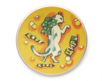 Puss Pin, Vintage plastic badge, Cat Pin, Puss, Circus, Soviet Vintage Pin, Cat Pin, Vintage Badge, Soviet Pin, USSR