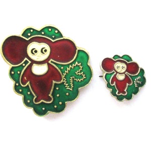 Cheburashka, Zestaw 2 Odznak, Postać z radzieckiej kreskówki, Kolekcjonerska odznaka vintage, Radziecki Pin, Odznaka vintage, Wyprodukowano w ZSRR, Lata 80. XX wieku