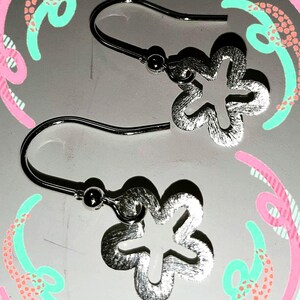 Floral Ohrringe 925 Sterling Silber Ohrringe Blumen Ohrringe Floral baumeln Ohrringe Blume baumelt Blumenschmuck 925 Silber Blumen Ohrringe Bild 9