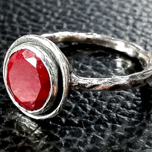Ruby ring Sterling silver ring Ruby gemstone ring Natural ruby gems ring Genuine ruby gem ring July birthstone ring Ruby jewelry Love ring