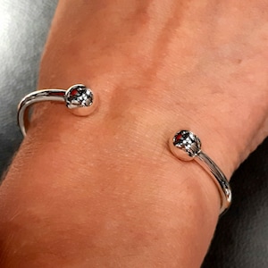 Torque bangle Sterling silver torque bracelet Adjustable bracelet Unisex cuff bangle Mens torque cuff Two balls bangle Double ball bracelet